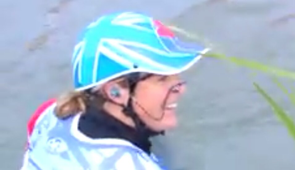 It's another gold medal for Claire O'Hara at the Canoe Freestyle World Championships in the Women's Squirt Boat Event!🎉🎖 Congrats Claire!