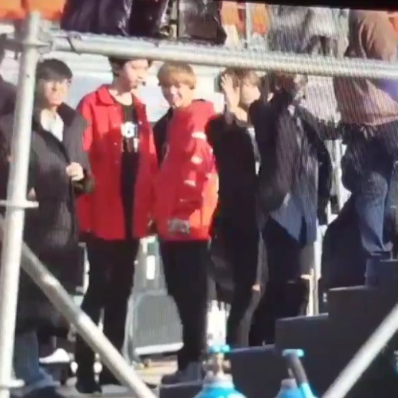 plzplzplzTT's tweet image. 💕💕판윙 사랑해💕💕

#판윙 
#판윙_사랑해