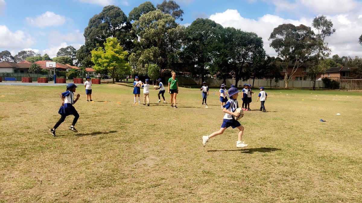 Sarah (@sarah_issa12) on Twitter photo Stage 1 enjoying Rugby League <a href="/JulieVertsonis/">julie vertsonis</a> <a href="/r_rennie1992/">Rochelle</a> <a href="/TiarneMorelli/">Tiarne Morelli</a> <a href="/RobJBorg/">Rob Borg</a> <a href="/markricho0/">Mark Richardson</a> <a href="/melken410/">Mel Ken</a> Stage 1 enjoying Rugby League <a href="/JulieVertsonis/">julie vertsonis</a> <a href="/r_rennie1992/">Rochelle</a> <a href="/TiarneMorelli/">Tiarne Morelli</a> <a href="/RobJBorg/">Rob Borg</a> <a href="/markricho0/">Mark Richardson</a> <a href="/melken410/">Mel Ken</a>