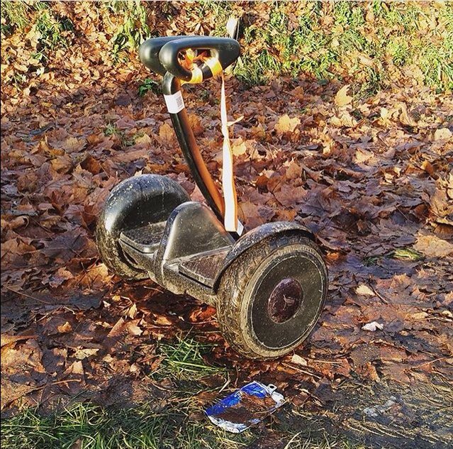 CreativeRiders's tweet image. Designed for several terrains, the modern Xiaomi Mini lets you take the adventure off road with its dual 350 watt motors. Picture by Brodyaga_shchelkovo