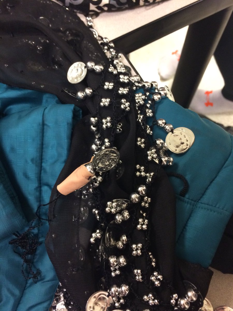 GVSUbelly's tweet photo. major trauma during practice today 😢 #bellydance #brokenbelt https://t.co/OD90wOmomw