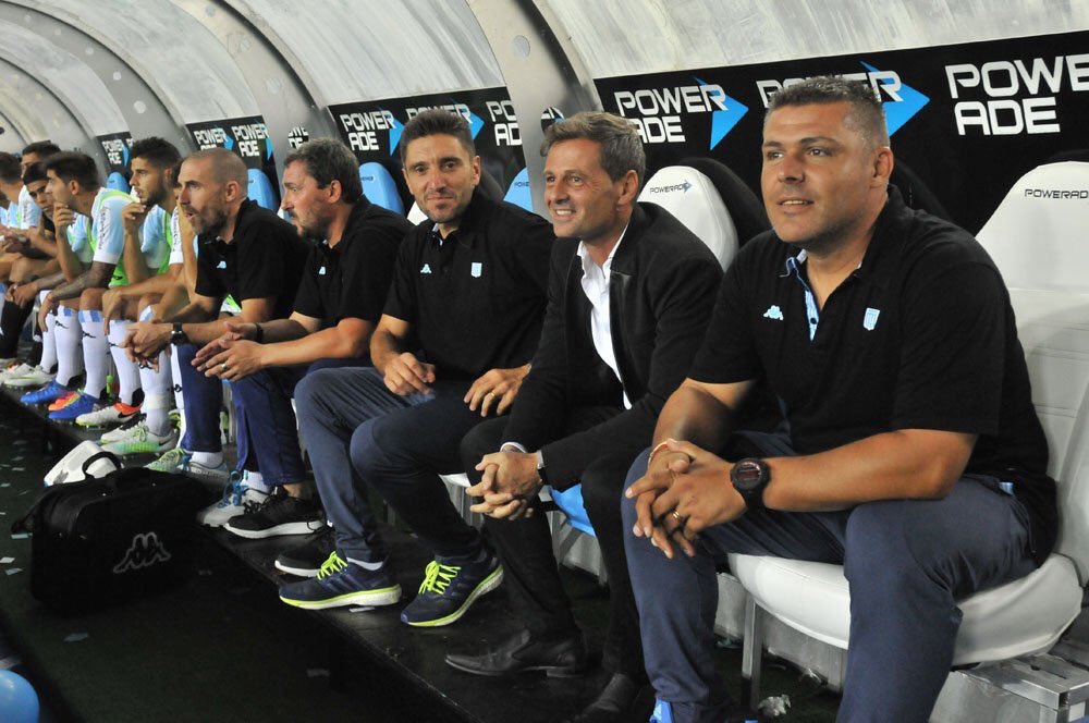 tanquegerk's tweet photo. Gracias a todos lo hinchas de Racing por su apoyo incondicional es un hasta luego seguramente volveremos en el futuro !!!!!! No crean todo lo que leen de periodistas que quieren causar daño al club , todos pagos inventan cosas y no se dedican a lo futbolístico sino al puterio https://t.co/buAUm4xGNK