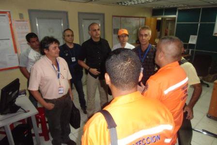 #EnDesarrollo <a href="/Jacobo_Vidarte/">Jacobo Vidarte Donaire</a> : consolidamos enlaces con radioaficionados para mejorar nuestro apresto operacional en beneficio de la ciudadanía <a href="/juansaer/">juan Pablo Saer Viso</a> <a href="/YV4ABC/">YV4ABC - YV4004SWL</a> <a href="/ANRO2011/">ANTONIO RODRIGUEZ</a> <a href="/RNEValencia/">RNE Valencia</a> #alianzas #Carabobo #sistemaintegrado #27Nov <a href="/CaraboboGB/">Gobierno de Carabobo</a>