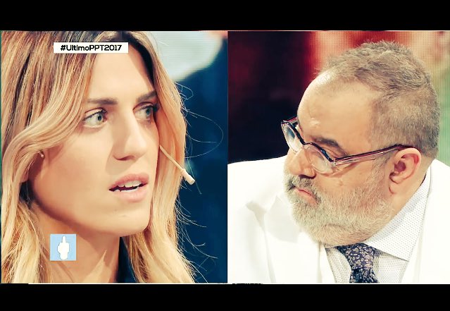 RominaMaroli's tweet photo. Anoche en #UltimoPPT2017 , valió la pena el gran esfuerzo de viajar y estar presente en #PPT ,ya que fue con el único fin de pedir que se haga justicia, y exigirle al gobierno que se haga responsable #esperanza #los44vuelven #amoamifamilia #LaInnombrable https://t.co/PD7Ge2HPIW https://t.co/0IWwHpkYXD