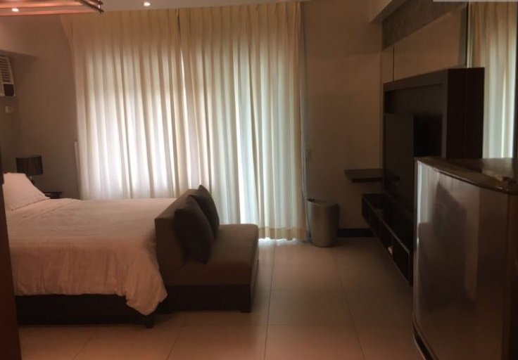 AracasaCorp's tweet photo. Two Serendra, Aston | 17th Floor | Studio | 1 🚽| 42 sq m 
#AracasaCorp
#ManilaLeasing
#CondoForLease
#MissUniverse 
#BGC

https://t.co/f2l9rKJzDw https://t.co/temedoUkSy