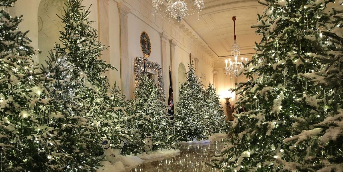 Cosmopolitan's tweet image. Melania Trump Just Unveiled the 2017 White House Christmas Decorations csmo.us/mo5b1YT