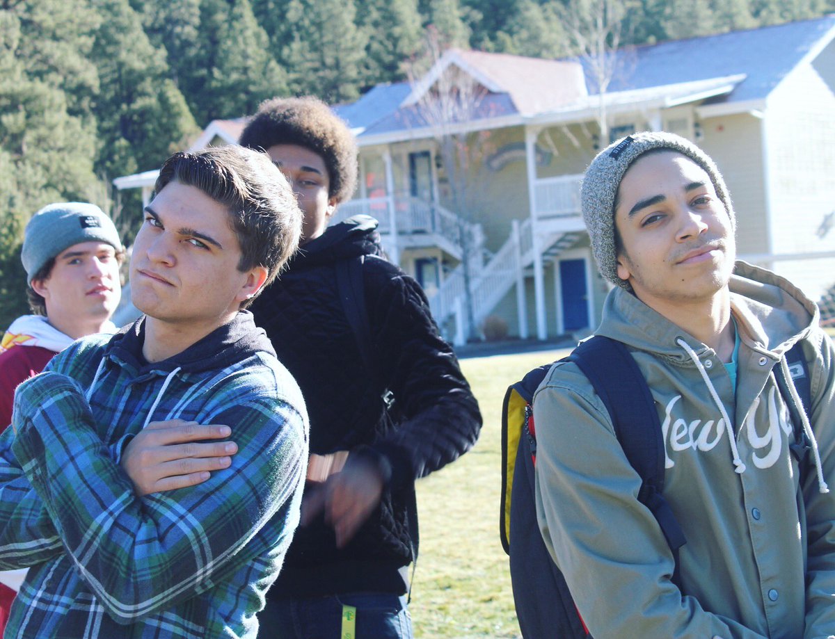 HighlandYL's tweet photo. These cool dudes want you to come to club tonight!!!! See ya @ 7:31 for the last highland club of the semester! 3344 e indigo bay court Gilbert AZ gate code: 5468! 💃🏻 all area next week!!! 😍 https://t.co/tsIjK5NSD8