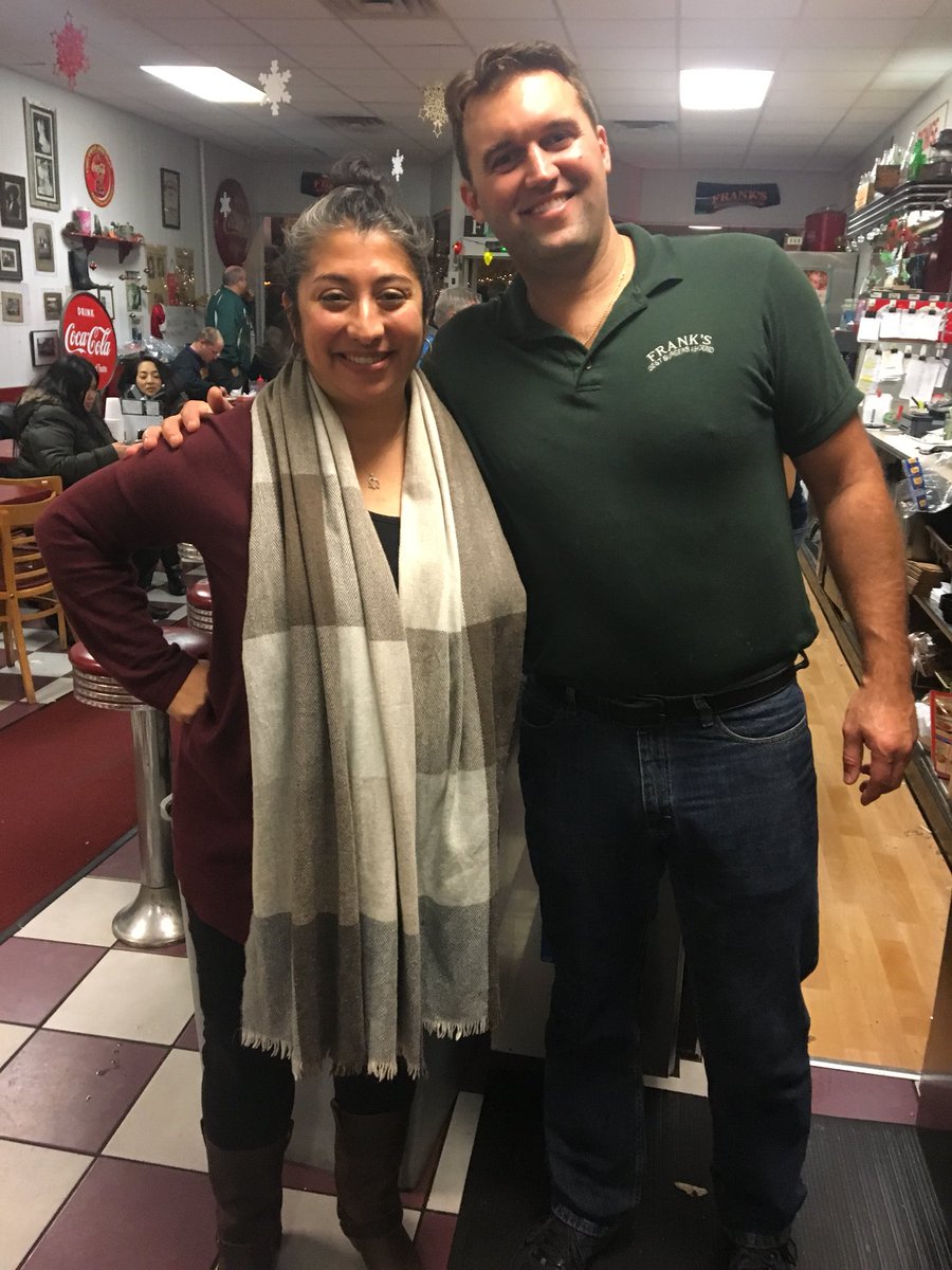 RepDGarcia's tweet photo. Shout out to Shane at Frank’s in @feelthezeel who fed all of Zeeland and the surrounding community before the Magical Christmas Parade https://t.co/L2HnIga5gs