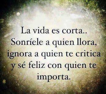 antonela4646's tweet photo. No desperdicies todas las posibilidades que se avecinan, mantén la cabeza en alto y sonríe: puedes ser quien quieras ser porque tu tiempo aquí en la tierra es prácticamente infinito.#BuenasNoches @💖💖@natsanchidrian @geminisandrea @YlianaLedezma @MariaPuentes_ @crislifecoach https://t.co/BZ8M4RJEEQ