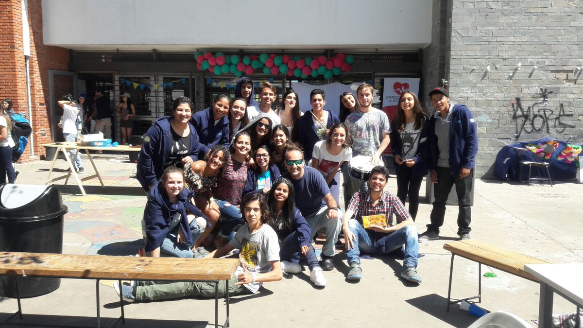 InteractLas's tweet photo. El pasado 25 y 26 de noviembre asistimos al XLIV Foro Distrital de Interact organizado por Interact Maldonado-Este. La pasamos increíble junto al resto del Distrito,  y nos llevamos premio al club con más aguante!!  💙💛 https://t.co/XNTXsd7FQv