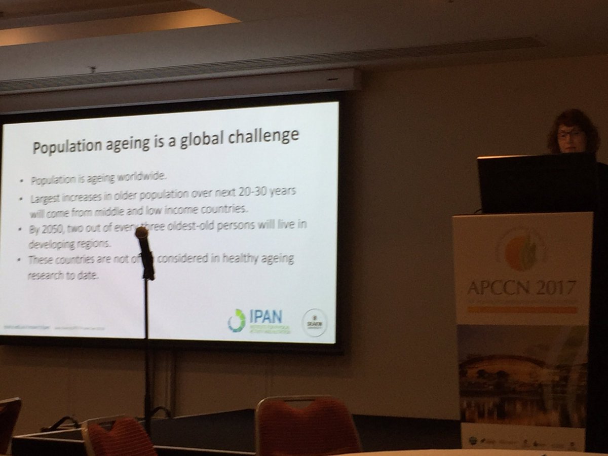 KatieLacy2's tweet photo. Great talk on successful ageing @catherine_milte #APCCN2017 @DeakinNutrition https://t.co/tfKUCAhbFp