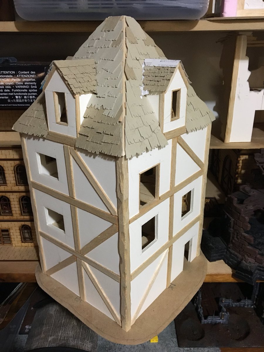 cmihod's tweet photo. Blown-out #building #WIP #Wargaming #warhammer40000 #warhammer #design #lookingahead25 https://t.co/QPjxLw2g7I