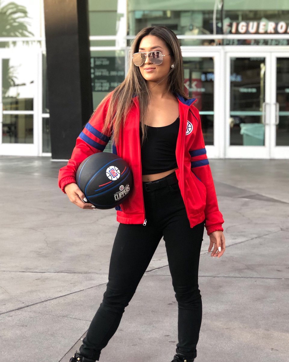 ClippersSpirit's tweet photo. See you soon @STAPLESCenter ❤️💙 https://t.co/YjTk6OOmXc
