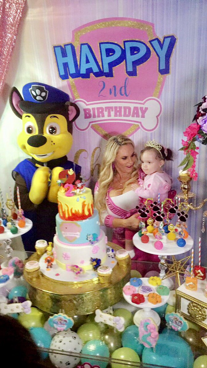 Last Night Was Fun with <a href="/cocosworld/">Coco</a> At <a href="/BabyChanelworld/">Baby Chanel Nicole</a> #Birthday #Party I Got To Shoot The Entire Event instagram.com/p/BcBOe4nAwbS/

#entrepreneur #working
#CreativeWonderMedia 
CreativeWonderMedia.com