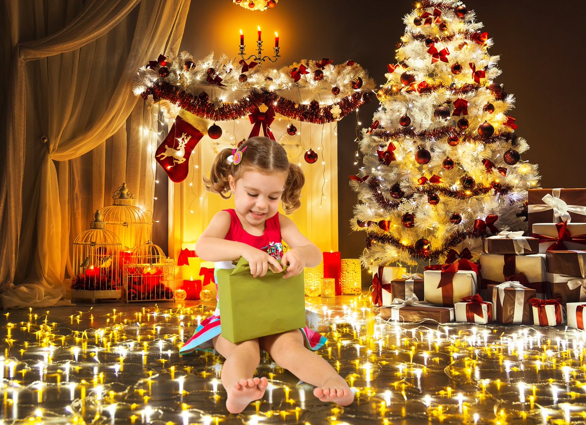 lookbookdesign's tweet photo. Transform your photos into season's keepsakes. Just select the #lookbookdesign style name when you order your next photo.
Get started: https://t.co/XjhJVPfJcw
#christmas #holidays  #holiday #winter #happyholidays s #lights  #tree  #ornaments   #xmas  #green #christmastree  #snow https://t.co/9TurSAg70X
