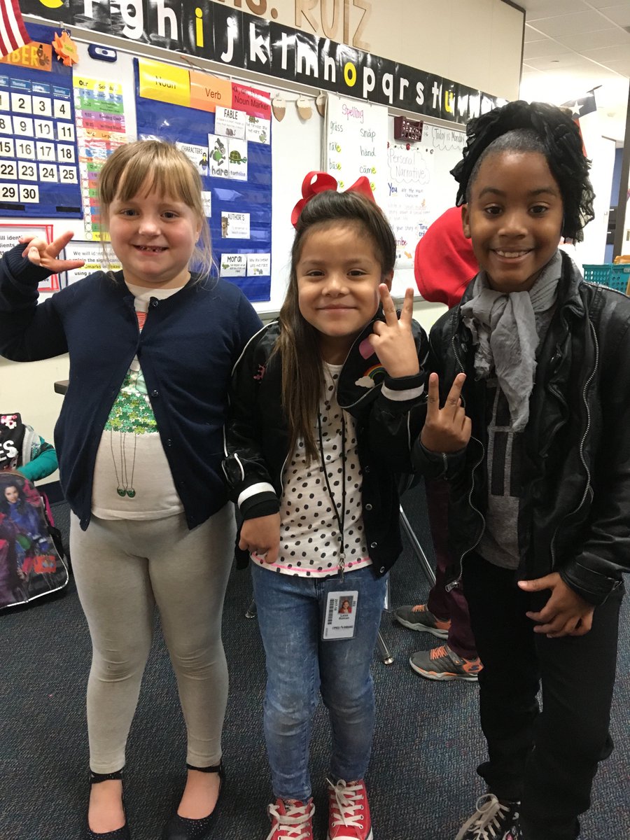 RJK1516's tweet photo. 50th Day of School!! #CFISDpost https://t.co/2GA7az6DeN