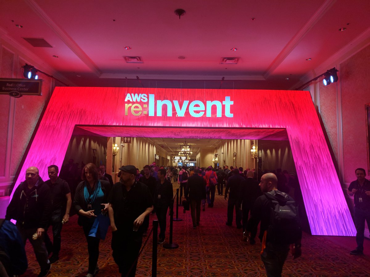 p_jagannathan's tweet photo. If you thought all the walking you do in conferences is crazy, wait till you attend #AWSreinvent2017!! #50000steps https://t.co/hYnDJiEv0p