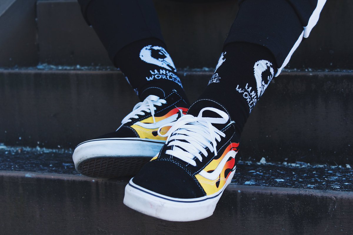 DpM_Beezus's tweet photo. Cyber Monday drop by @UnscrptdOnline "Worldwide" Logo Socks available now! 🌎 Limited Supply, so act fast❗️
#UnscriptedWorldwide https://t.co/sS8mvIAVtX