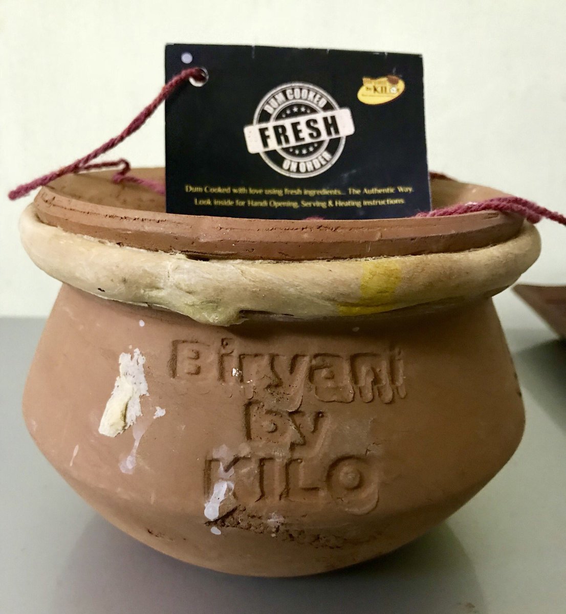 rajesh_tara's tweet photo. Flavourful Biryani Comes Home in an Earthy Handi from @biryanibykilo, Courtesy Sanjay Pawar. Dinner sorted out after Monday blues 😊#MagicofFlavours https://t.co/qQBnRcyHRm