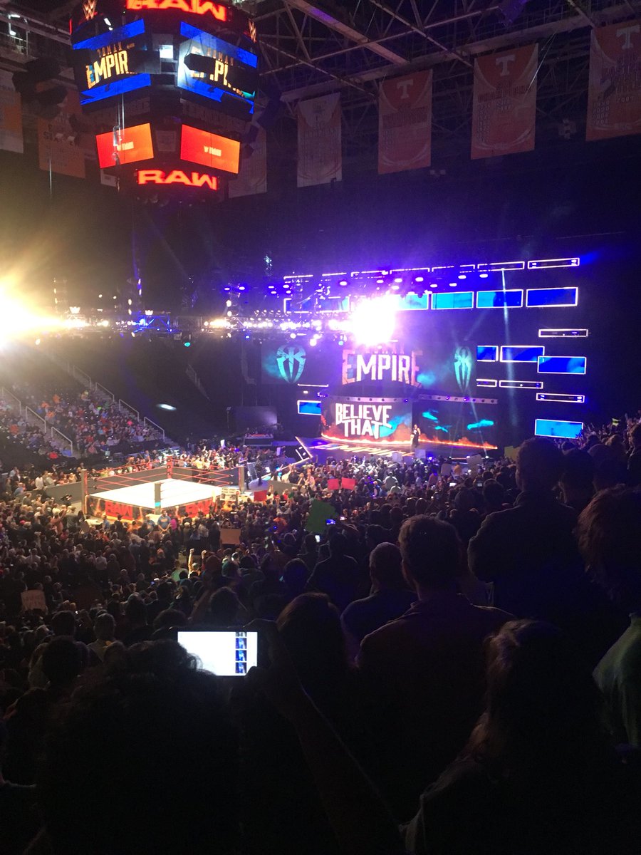 chrisjohnson_2's tweet photo. Watching some good ole fashioned wrastlin’ @CoachBurns2 #WWERAW #RomanReigns https://t.co/niDEDJSa61