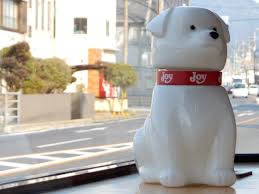ジョイフル」というレストランチェーンに私がデザインした犬のあかりが