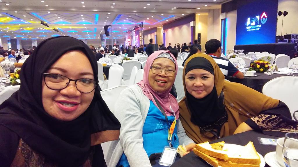 hev032011's tweet photo. Hello educators!glad to be part of this event
#PeaceConf17 https://t.co/6aAz7ZbWR4
