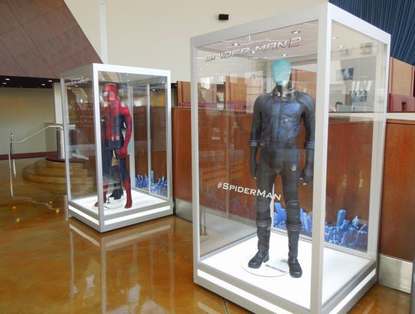 CustomExhibitGr tweet picture