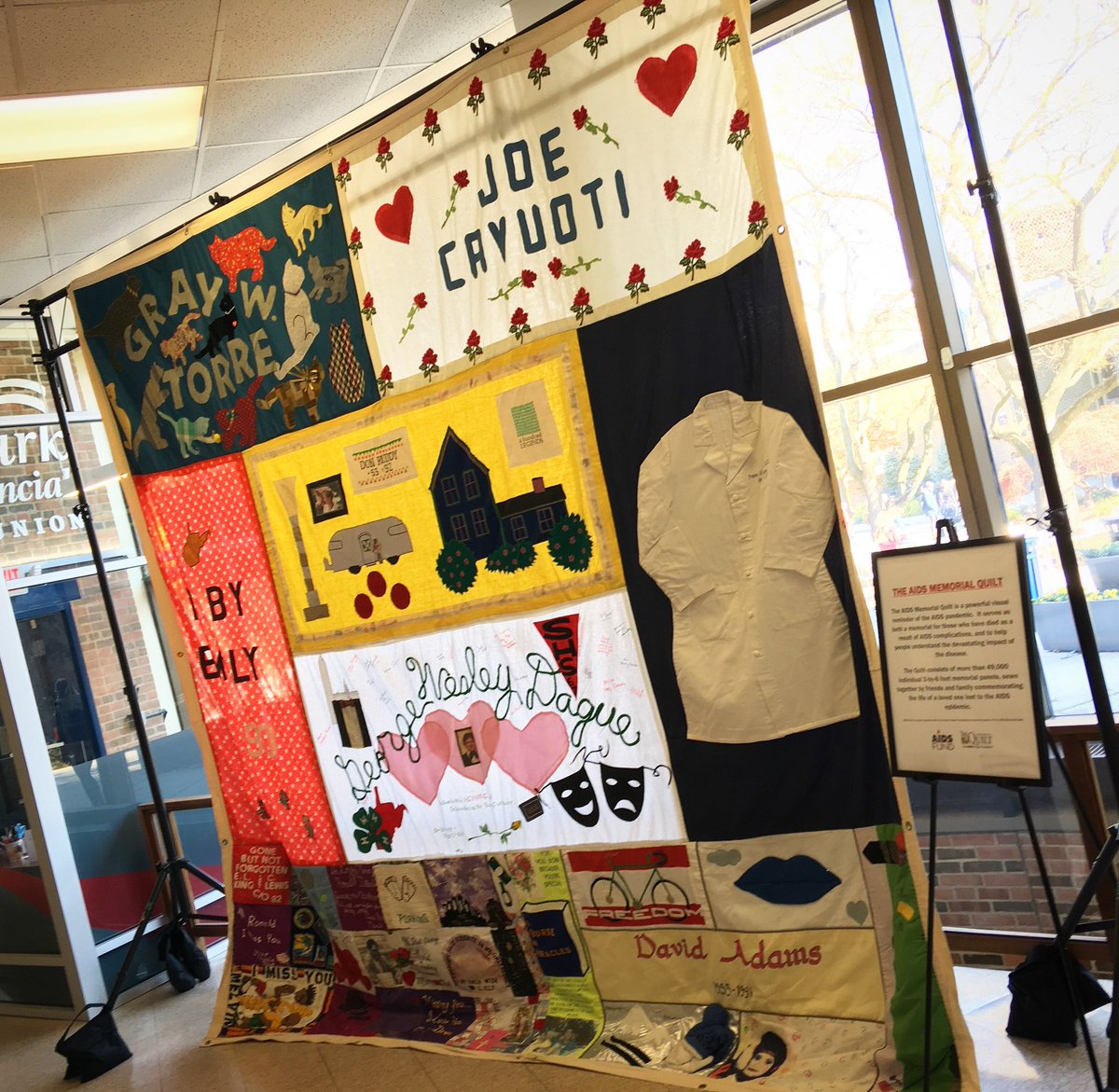 AIDSWalkPhilly's tweet photo. #aidsmemorialquilt #worldaidsday #AIDSFUND #Philadelphia #HIV #AIDS #AIDSFund https://t.co/jgFm65my8f