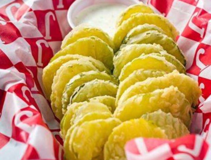Retweet 4 a chance at Free. Fried. Pickles. For a Year. 500 retweets &amp; we'll make them free all day Friday. Show your server this Friday to redeem the pickles #lfk#hiringcooks#comeapply