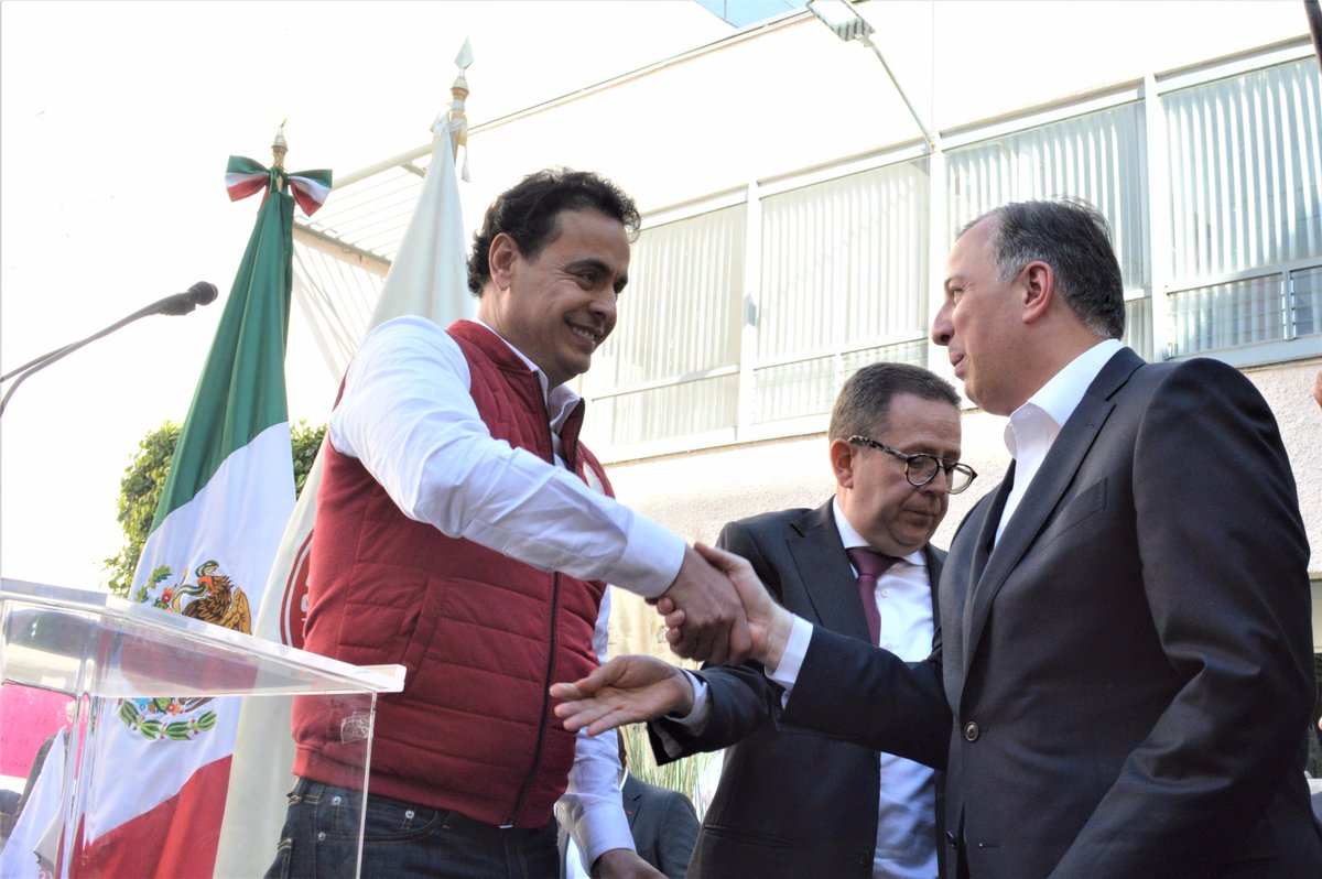 CNC_CEN's tweet photo. Cenecistas encabezados por @hernandezderas manifiestan su apoyo a la aspiración de @JoseAMeadeK https://t.co/hcetD1mqo5 https://t.co/ro4MzXzoUS