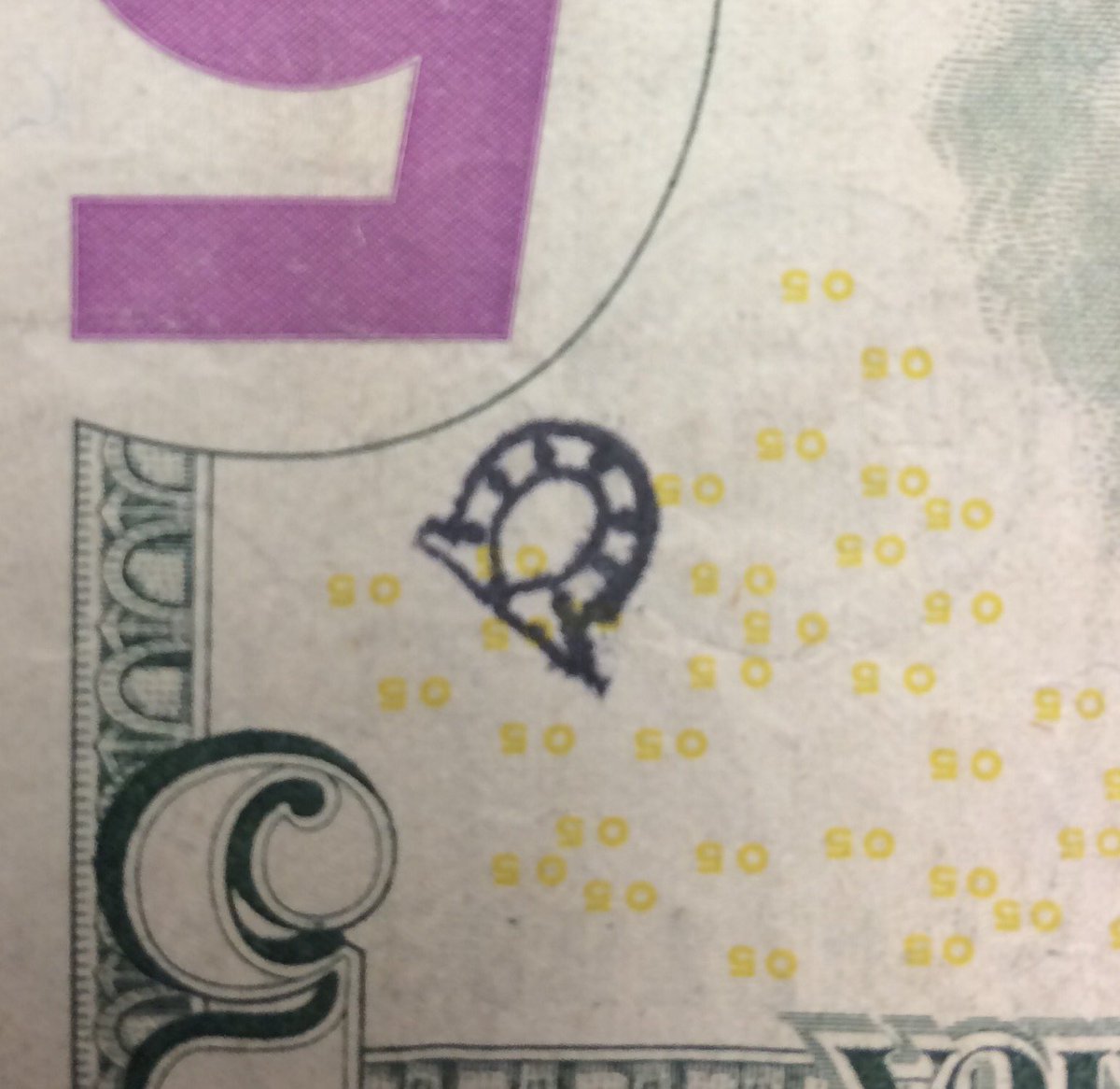 Mon3yshots's tweet photo. horseshoe #chopmark #money https://t.co/WFDopufhVS