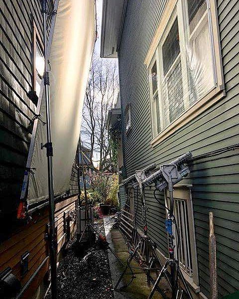 Cinemills's tweet photo. CINEMILLS LED SUFA BULLETS lighting up, Exorcist - Season 2. #cinemills #production #digitalproduction #productionlife #setlife #setlightingtechnician #setlighting #gafferlife #lightingdept #sufabullet #sufaled #sufa800 https://t.co/vvlCuWIvoJ