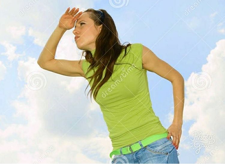 altlovin's tweet photo. having a clit then going down on a girl for the first time and looking for the clit like #sexmemes https://t.co/bUq4bw27iH