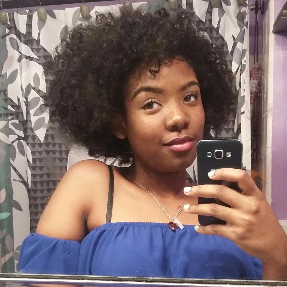 Afiya_Asabi's tweet photo. @IAMDJLIVE Rocking every inch of these curls in braids, bantu knots, twist outs and wash and goes. ♥♥♥ #BlackGirlMagic #CurlChronicles https://t.co/kTIvch79Eh