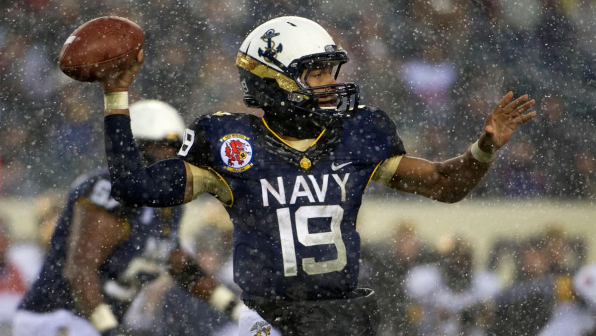 CrankChop's tweet photo. @scottagrady Army/Navy has a history of great uniforms. Remember these gems?  #UniformMonitor https://t.co/GLqCfACAPN