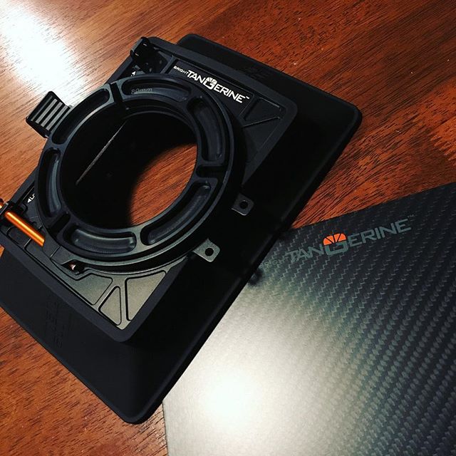 brighttangerine's tweet photo. Only half an hour left to grab yourself a massive 50% savings on the #MisfitAtom. @JarekZabczynski has already received his. https://t.co/FrZnpd8oZ2 https://t.co/WoQL7WzwjN