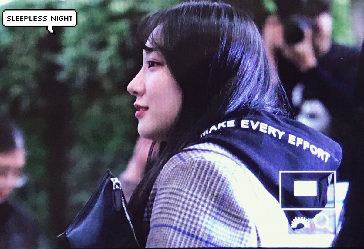 sleepxnight729's tweet photo. 171128 GMP

김민경 옆태에 모든 걸 건다❣️❣️❣️

#Pristin #프리스틴 #Roa #로아 #김민경 https://t.co/Q5POPcCZV1