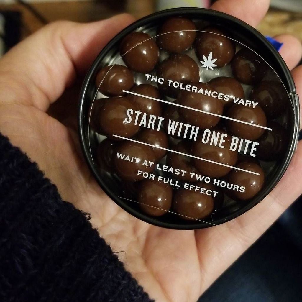 spliffpotcast's tweet photo. @teamkiva1 on point with the responsible consumer education, like always #sleepytime #edibles #startslowly #illtaketwo #indica at least that's how it feels to me 😄 #mmj #medicated #medicalmarijana #legalizationlookslikethis https://t.co/mVQTtu4CK3 https://t.co/ylMmoI6zA2