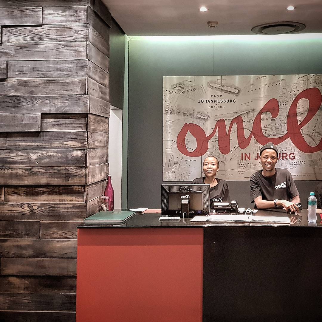 bosmanwines's tweet photo. Thanks to the team at @onceinjoburg @mariettedth @annarethbolton for a magic night @joburgwineclub. #Jozi & your crazy lekker people: we love you - thanks for your wonderful appreciation of great #wine!
#teamtuesday
#joburgloveswine
#Optenhorst #erfenis #adama
#mzanzi https://t.co/jmF9sWA6E5