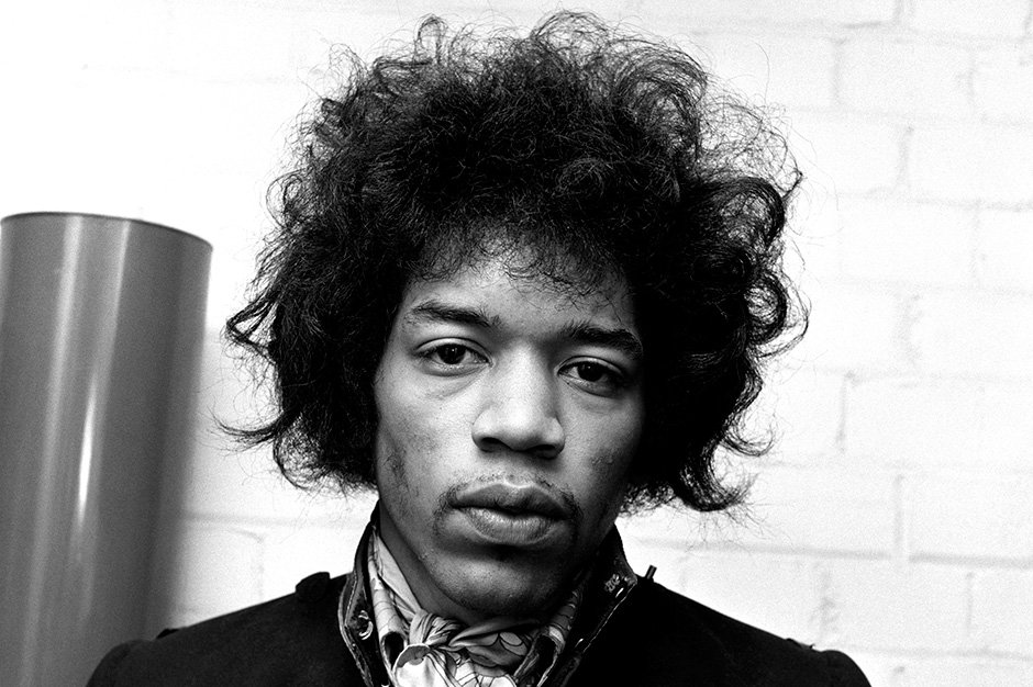 Happy birthday to Jimi Hendrix & Bruce Lee. Both gone far too soon. 