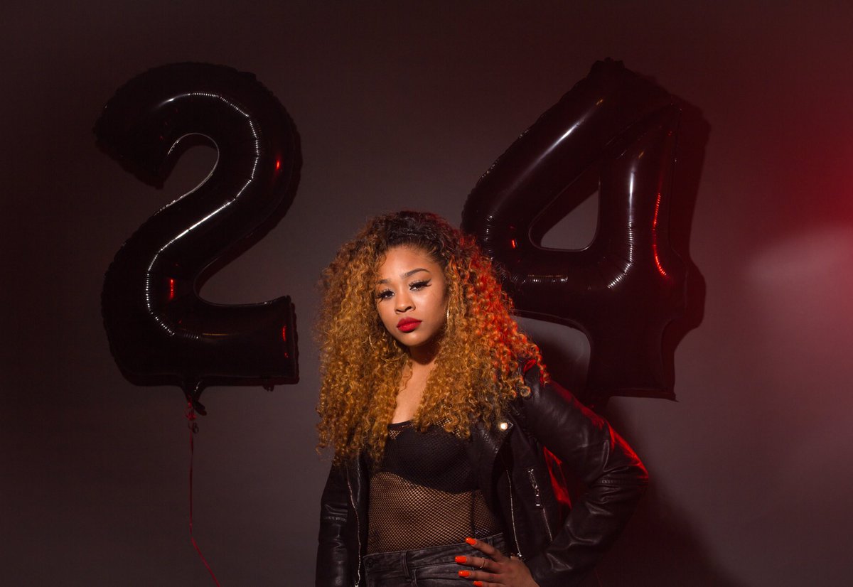 ShotbyErv's tweet photo. $100 Birthday specials #shotbyerv #bookyourshoot #contactforinfo #finishout2017 https://t.co/mBLxR1ViYl