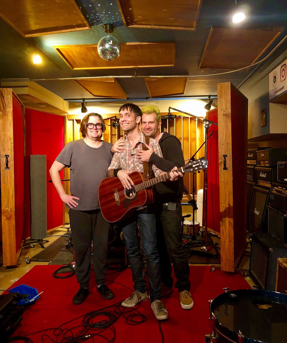 Recording in NYC ♬🇺🇸
久しぶりのアメリカ...
外人多い！😳
ナイショのレコーディングなう😉