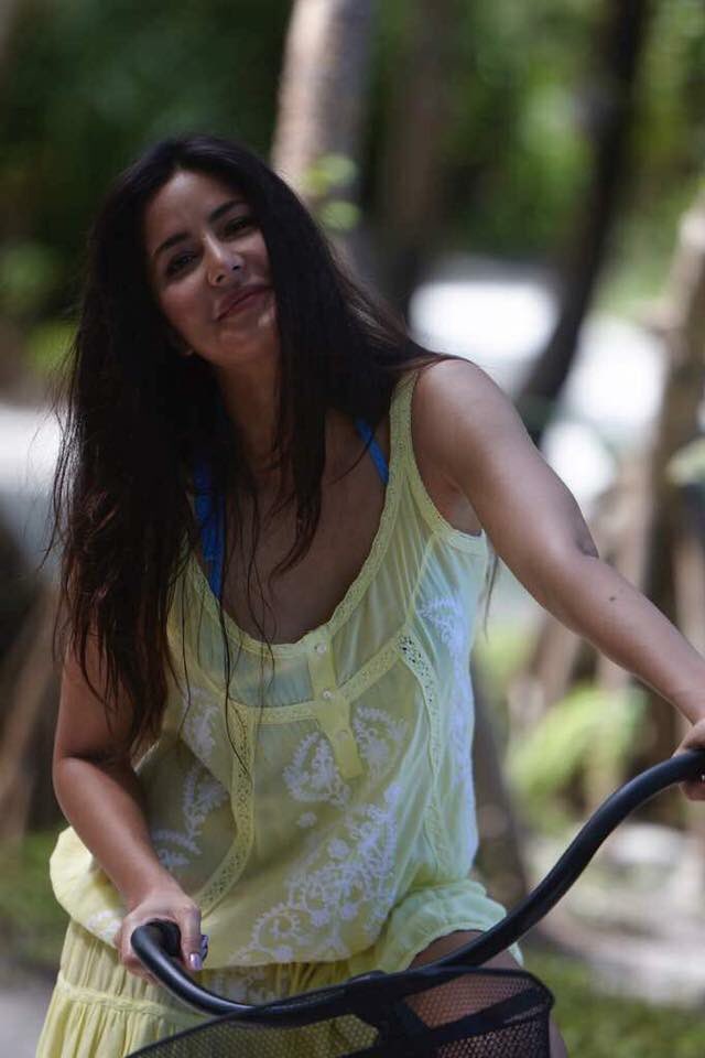 niknamepandu's tweet image. #KatMode ❤️❤️