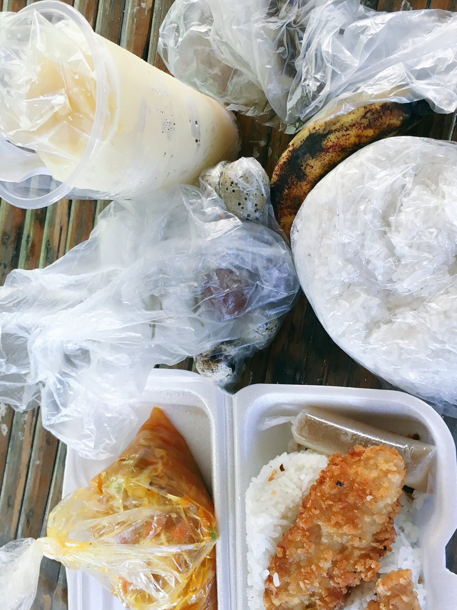nicolemanolos's tweet photo. Lunch #boyba 🐷 https://t.co/piJ5IHpopR