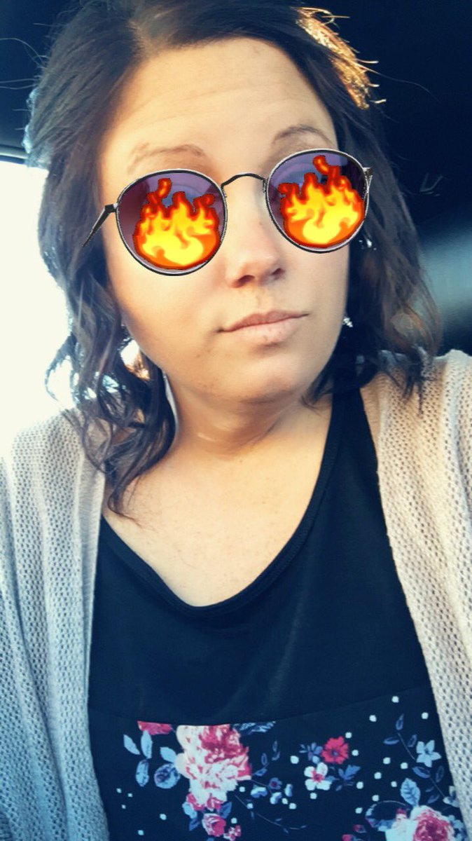 MsDeroy's tweet photo. Pretty much sums up Monday!! #exhausted #heartbroken #drained https://t.co/IsNbULbGlb