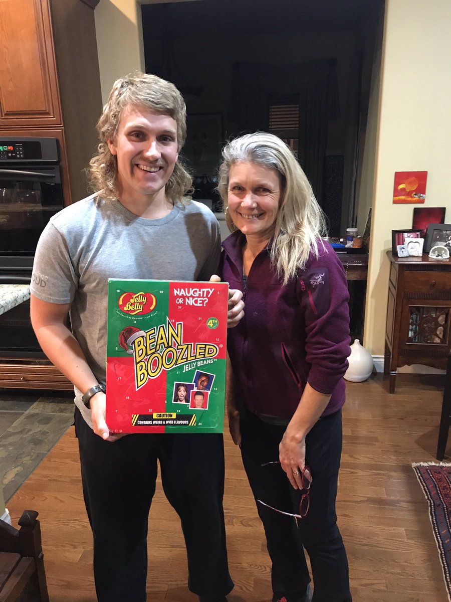 minge_d's tweet photo. @AdamAizer @JameyEisenberg @daverichard You guys inspired my mum to bring this advent calendar back from London! @JackieMinge #Bonanza #BeanBoozled https://t.co/lS59gR9CyD