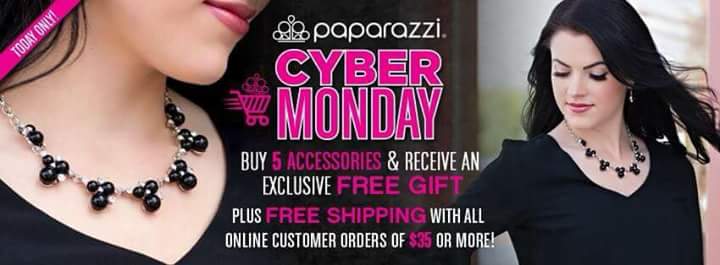 SimplisticDezzi's tweet photo. It’s CYBER MONDAY‼️ Looking for the perfect gift that won’t break the bank? Interested in supporting small business owners? Visit my website TODAY for free shipping and this beautiful black pearl necklace with a purchase of just $35 or more. 

https://t.co/v4kJlt8VFg https://t.co/BuSbHd0jsc