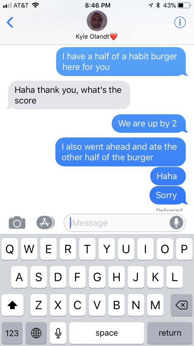 CoopNeu's tweet photo. Very typical texts between kyle and I. Warriors and food are my life. https://t.co/gIRVWUr8Tc