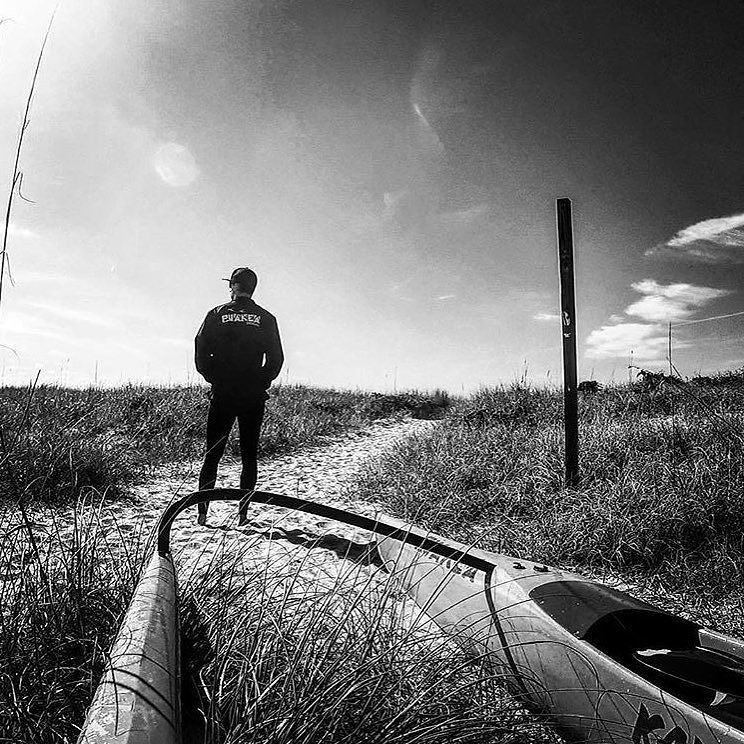 puakeadesigns's tweet photo. Checking out the conditions before heading out. #repost from #puakeacrew @chrissowden14 #itsaboutlifestyle #kahekaipro #puakeadesigns https://t.co/vgIIXyT2v6 https://t.co/hfqxKo3my5