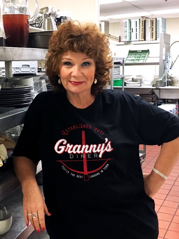 BLACKHlLL's tweet photo. just bought my #projecthealthychildren granny's hoodie! i'm so happy i was able to get it, with only 3 hours left! super excited! @thereelbeverley https://t.co/tmgoKCOTMc #grannysdiner https://t.co/tVMb3YL6Mu